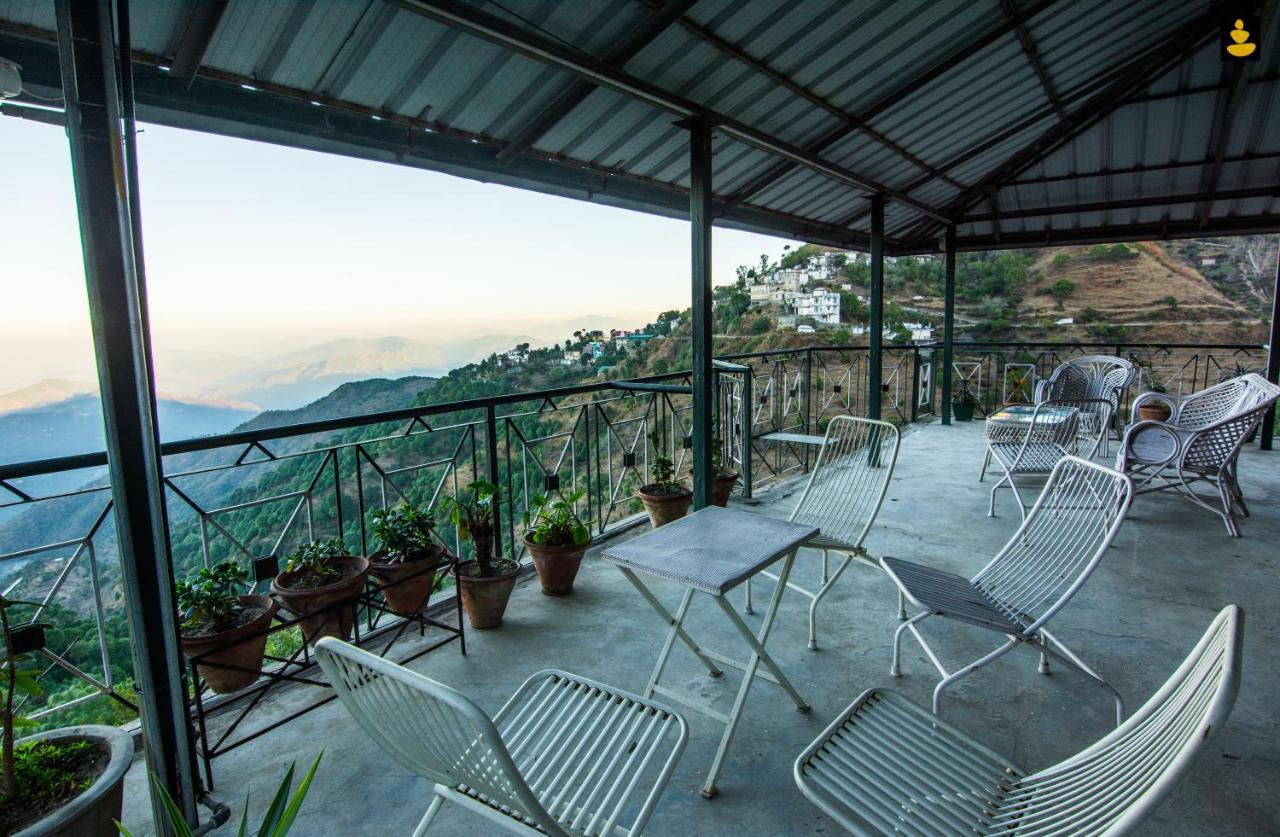 Livingstone 2Bhk Cozy Homestay In Kasauli Hills Экстерьер фото