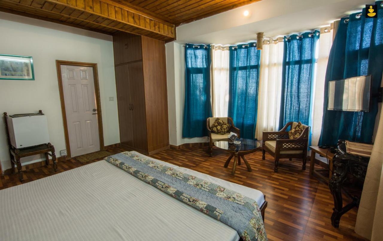 Livingstone 2Bhk Cozy Homestay In Kasauli Hills Экстерьер фото